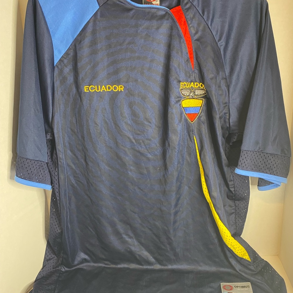 Ecuador Men's Football Jersey in Navy Blue with Yellow Trim